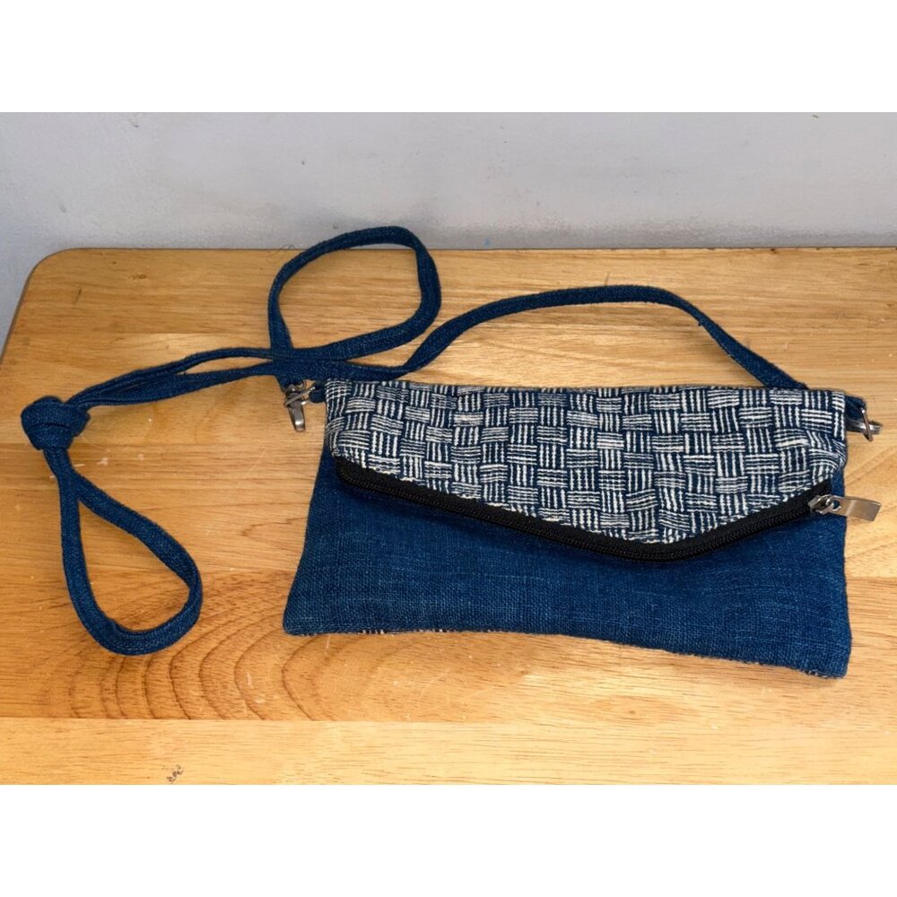 Blue & White Wooven Fold over Crossbody Bag Woven Pattern Zipper Closure